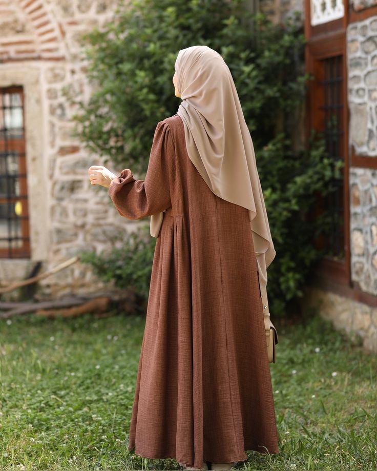 AL MOUSSAWIR ABAYA