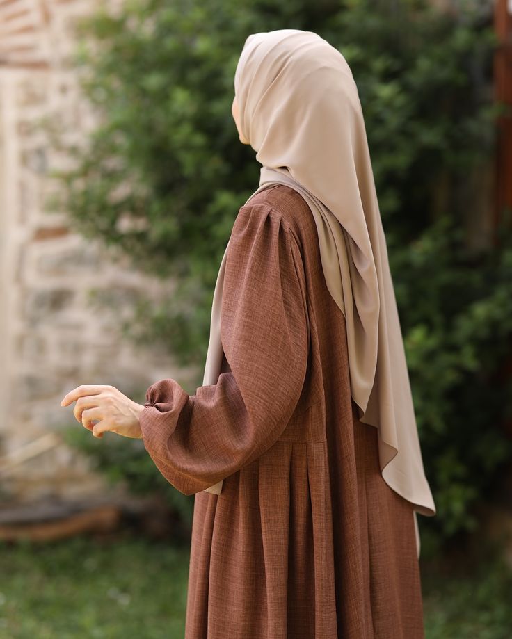 AL MOUSSAWIR ABAYA